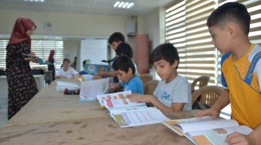 Gen&ccedil;lik Merkezinde Eğlenceli Kurslar