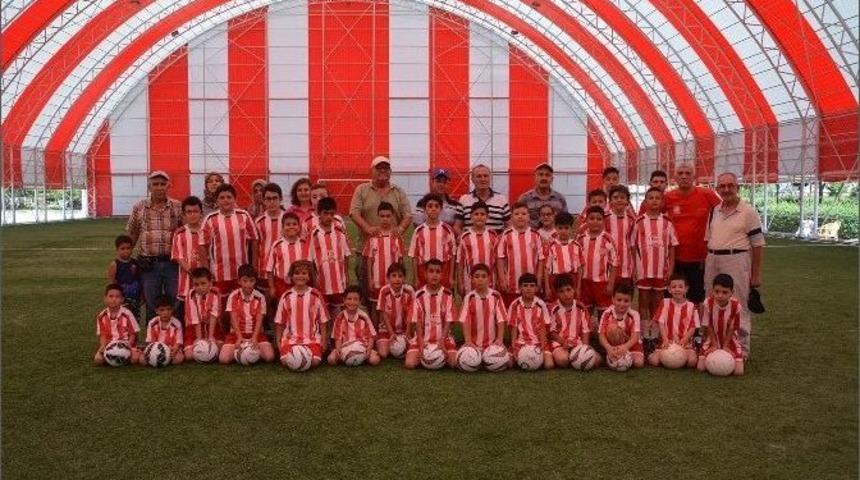 Korkuteli Yaz Futbol Okuluna Yoğun İlgi