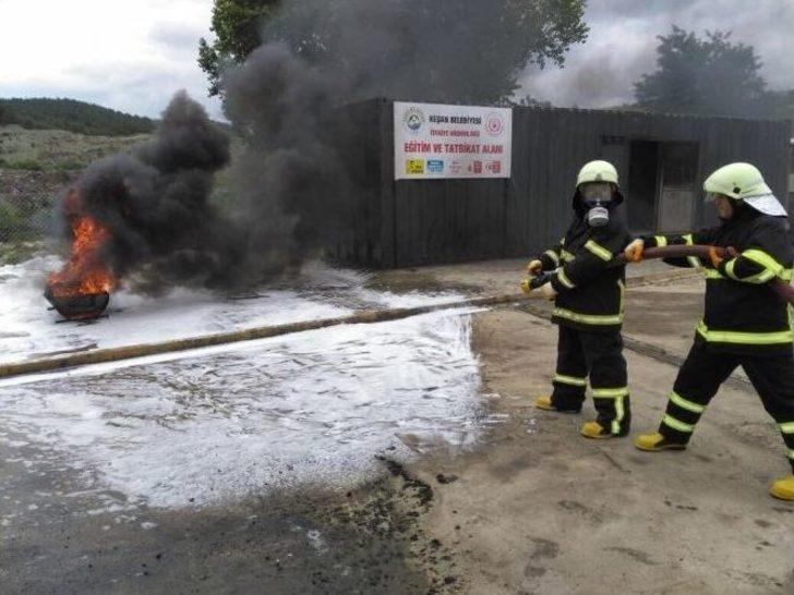 Keşan İtfaiyesi, Bir Ayda 71 Yangına Müdahale Etti. G4