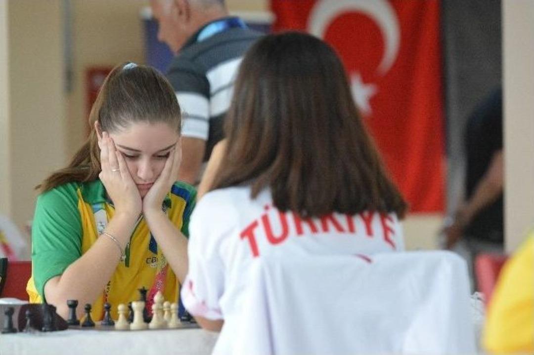 Gymnasiade&rsquo;da &Uuml;&ccedil;&uuml;nc&uuml; G&uuml;n Heyecanı