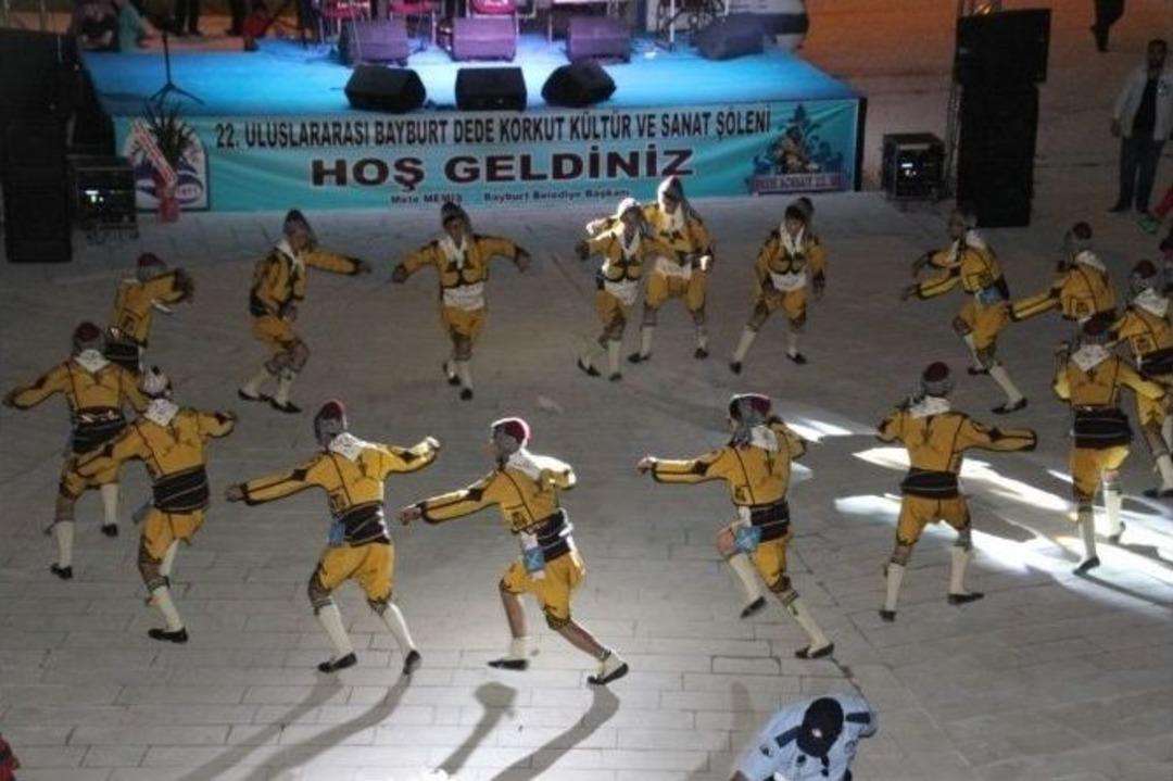 Bayburt Uluslararası Dede Korkut K&uuml;lt&uuml;r Ve Sanat Ş&ouml;leni