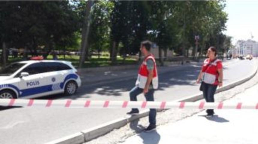 Taksim Metrosunda Ş&uuml;pheli &Ccedil;anta Alarmı
