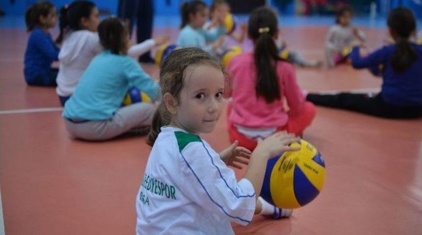 Yaz Spor Okulları Başladı