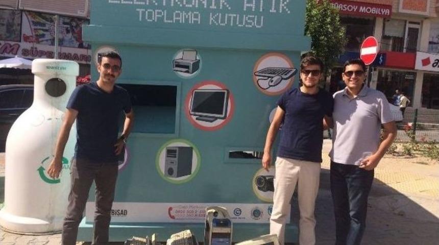 Elektronik Atıklar Toplanmaya Devam Ediyor