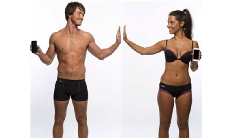 Bu insanlar telefonla sevişiyor