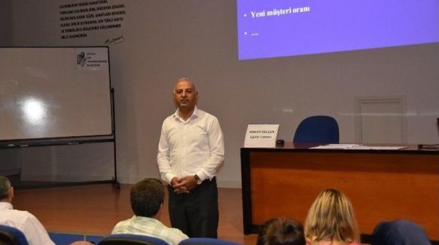 Yunusemre&rsquo;de Kalite Eğitimi S&uuml;r&uuml;yor