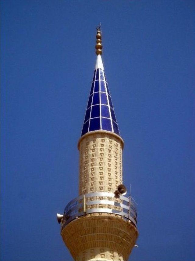 Salihli&rsquo;de Minareler Yenileniyor 1