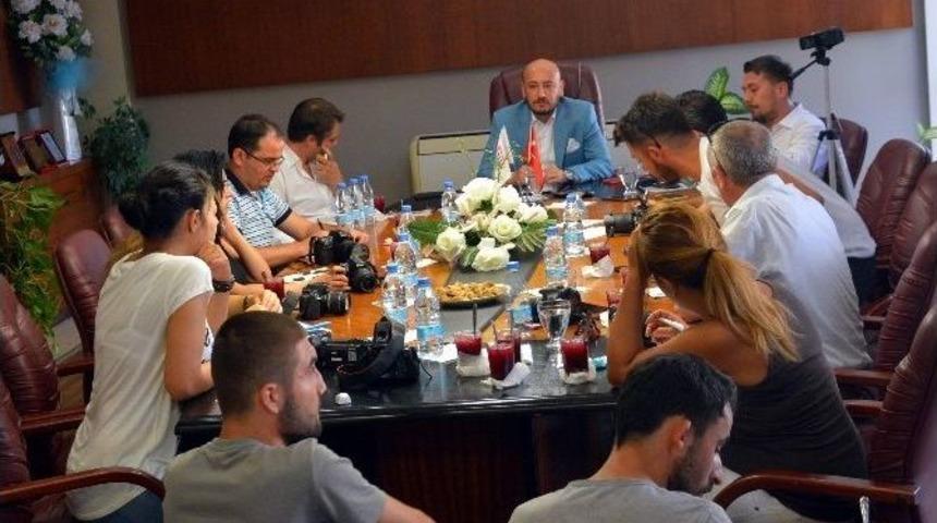 T&uuml;m Aydınlılara Ayto&rsquo;da Schengen Vizesi