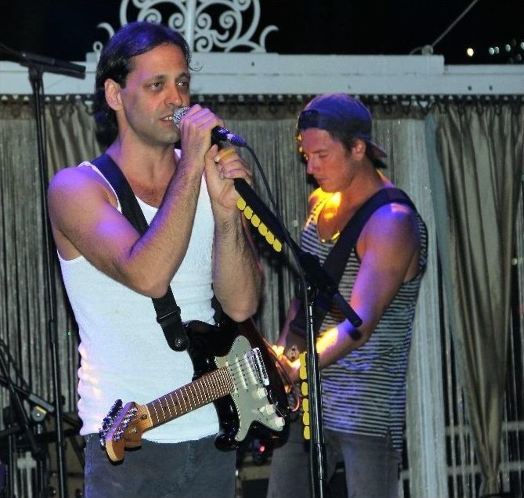 Kaan S&ouml;yledi Kıvılcım Oynadı