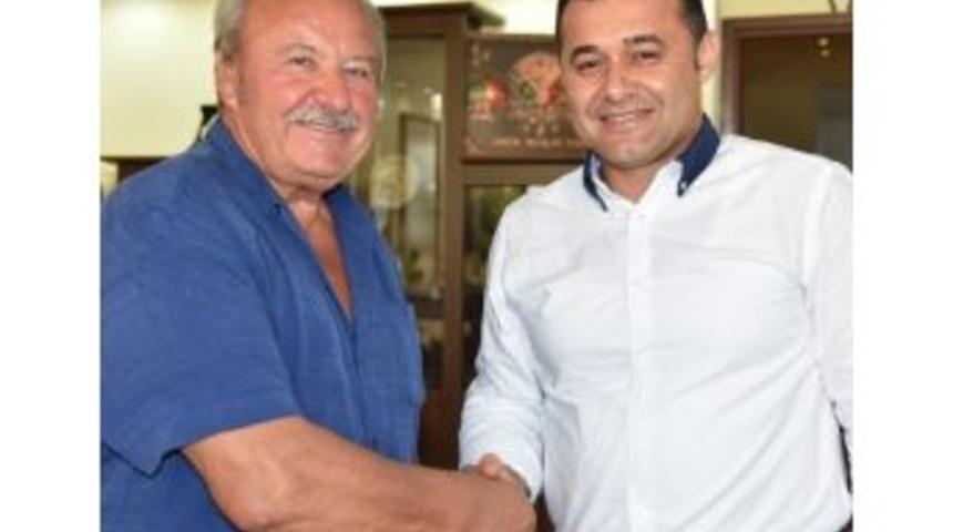 Litvan Milletvekilinden Başkan Y&uuml;cel&rsquo;e Ziyaret