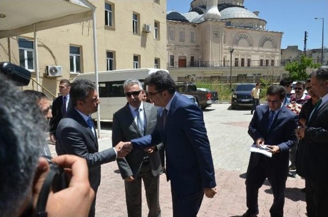 Bakan Yardımcısı Erdem Y&uuml;ksekova&rsquo;da