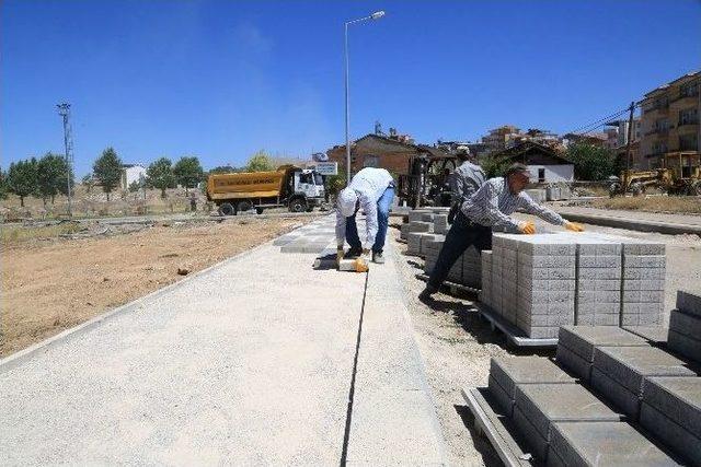 Selçuklu Mahallesinde Kaldırım Ve Asfalt Çalışması Yapıldı