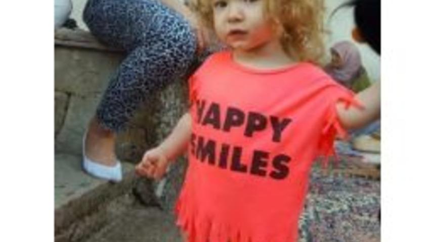 Balkondan D&uuml;şen &Ccedil;ocuk Hayatını Kaybetti