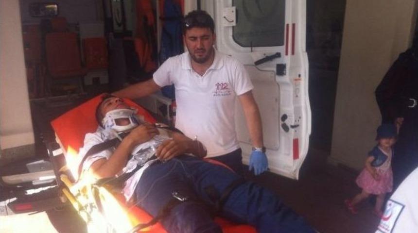 Kavgada Yaralanan Kişi Hastaneye Kaldırıldı