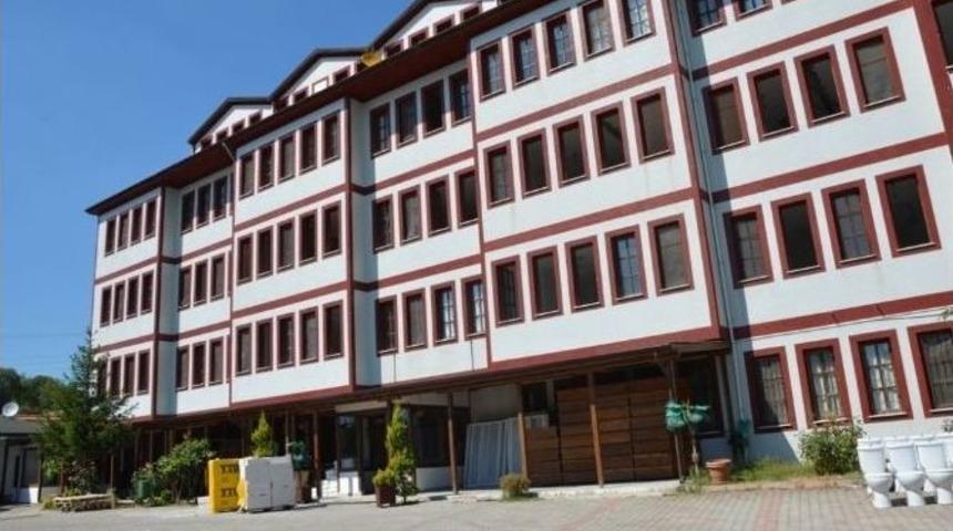 Başkan Aksoy, Abdurman Yerlikaya Kız İmam Hatip Lisesinde İncelemelerde Bulundu