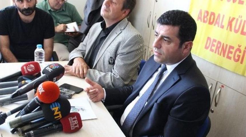 Demirtaş Ve Hdp’li Vekillerden Pir Sultan Abdal Ve Kültür Derneğine Ziyaret