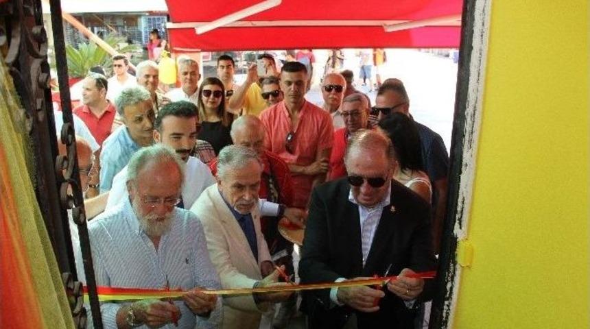 Galatasaray Y&ouml;netimi, Fethiye Taraftarlar Derneği A&ccedil;ılışında Buluştu