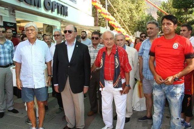 Galatasaray Yönetimi, Fethiye Taraftarlar Derneği Açılışında Buluştu