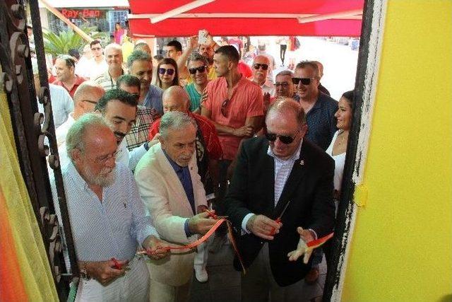 Galatasaray Yönetimi, Fethiye Taraftarlar Derneği Açılışında Buluştu