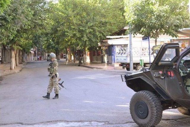 Siirt’te Teröristler Çembere Alındı