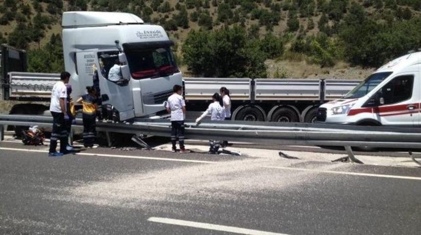 Tosya&rsquo;da Trafik Kazası: 1 Yaralı
