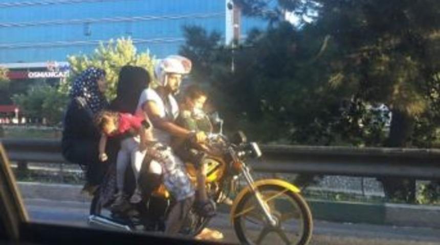 Trafikte Pes Dedirten G&ouml;r&uuml;nt&uuml;...