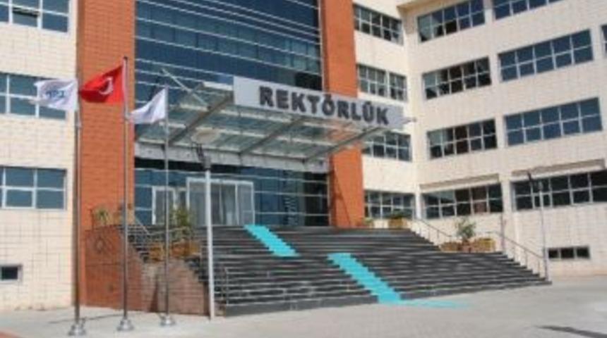 Rekt&ouml;rl&uuml;k Se&ccedil;imlerinde Aday Sayısı 6&rsquo;ya Y&uuml;kseldi