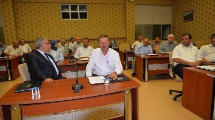 Vali, İl Genel Meclisi &Uuml;yeleriyle Tanıştı