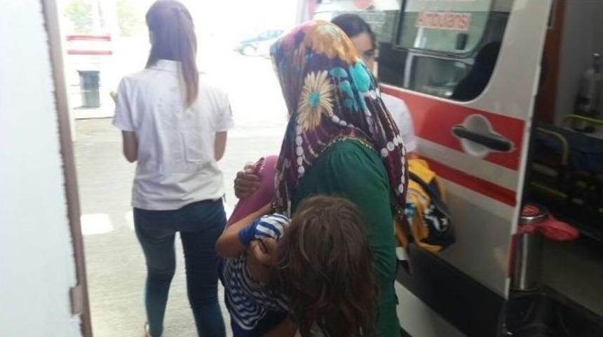 Salıncaktan D&uuml;şen &Ccedil;ocuk Yaralandı