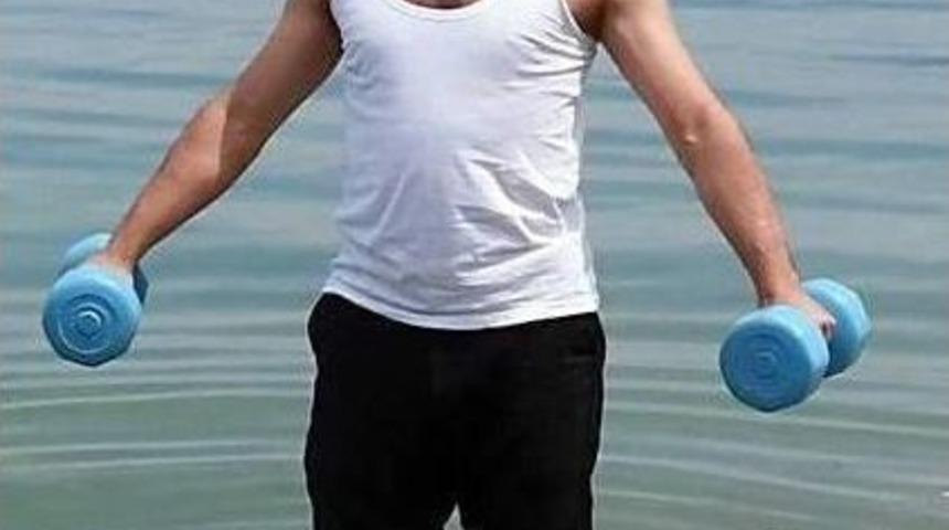 &Uuml;vey Ablası Tarafından Bı&ccedil;aklanan Gen&ccedil; Hayatını Kaybetti