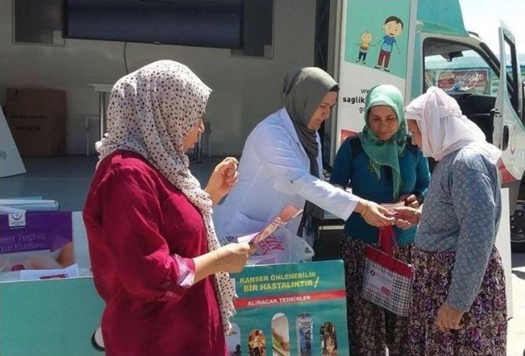 Selendi&rsquo;de Broş&uuml;rl&uuml; &rsquo;sağlıklı Yaşam&rsquo; Eğitimi