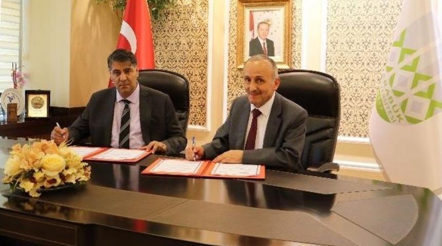 Kb&uuml; İle Milli Eğitim M&uuml;d&uuml;rl&uuml;ğ&uuml; Arasında Eğitim Protokol&uuml;