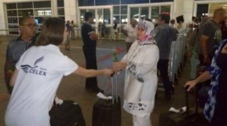 Tunus&rsquo;tan Antalya&rsquo;ya İlk Charter Seferi Ger&ccedil;ekleştirildi