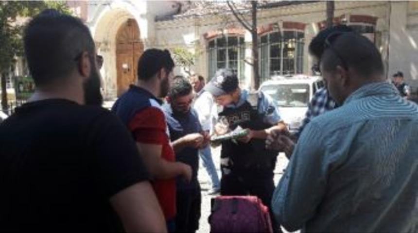 İstiklal Caddesi&rsquo;nde Bavullar Didik Didik Aranıyor