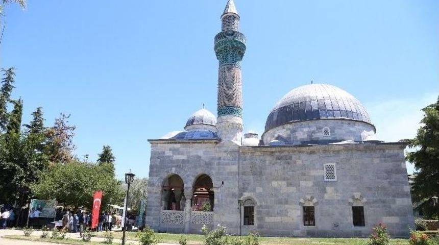 İznik&rsquo;in 630 Yıllık Değeri B&uuml;y&uuml;kşehir İle G&uuml;n Y&uuml;z&uuml;ne &Ccedil;ıktı