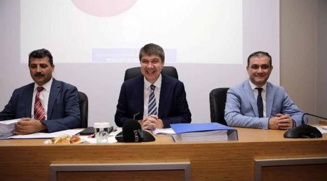 T&uuml;rel, Kızılot Sahili Tartışmalarına Son Noktayı Koydu