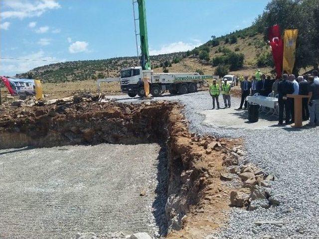 Pütürge’ye Arıcılık Araştırma Ve Geliştirme Merkezi Açılıyor