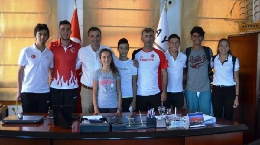 Rio&rsquo;ya Olimpiyat Şampiyonluğu İ&ccedil;in Gidiyor