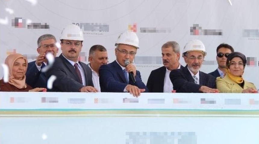 Bakan Elvan&rsquo;dan Ter&ouml;rizmle M&uuml;cadele &Ccedil;ağrısı