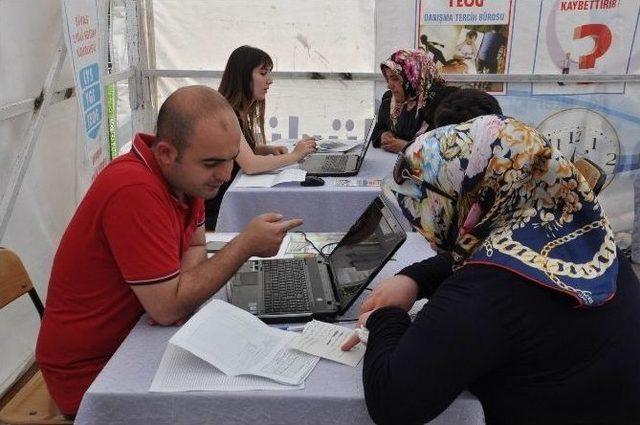 Sivas’ta Tercih Yapacak Öğrencilere Ücretsiz Danışmanlık Hizmeti