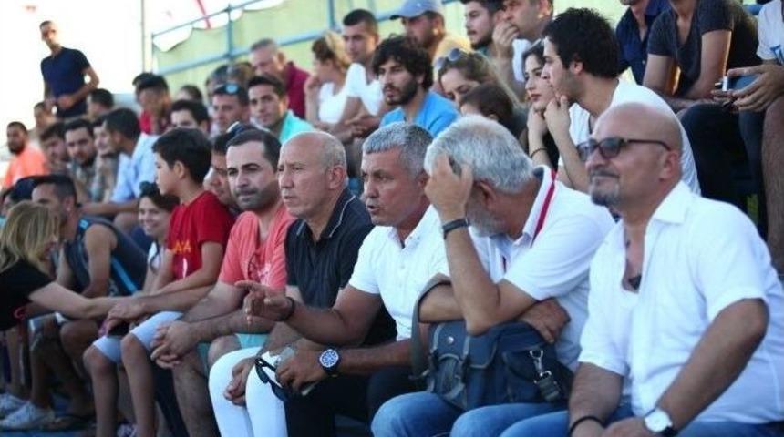 Plaj Futbolunda Yarı Final Heyecanı