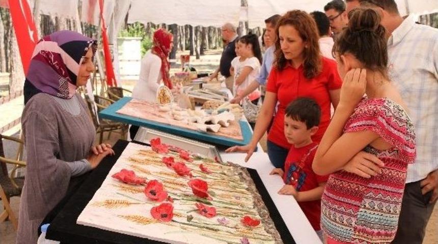 El Sanatları &Ccedil;amlık&rsquo;ta Sergilendi