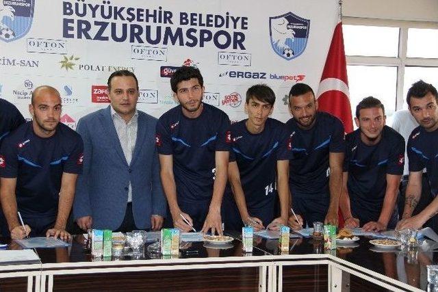 Erzurumspor’da Transfer Çalışmaları Sürüyor