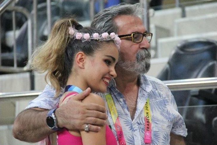 Şampiyon Jimnastikçi Ayşe Begüm Finalde G2