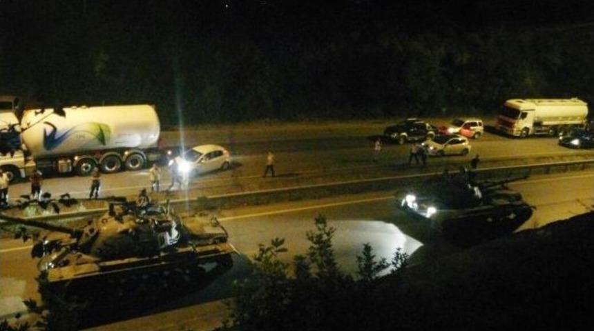 Pamukova-sakarya Yolunu Kapatma Teşebb&uuml;s&uuml;ne Vatandaş Tepki G&ouml;sterdi