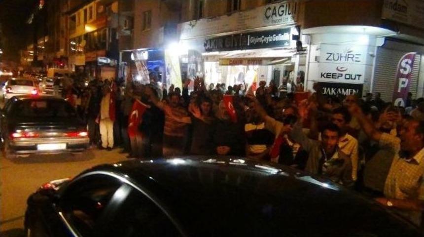 Erciş, Demokrasiye Sahip &Ccedil;ıktı