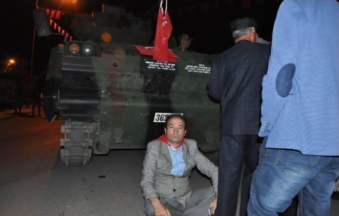 Karslılar Tanklara Ge&ccedil;it Vermedi