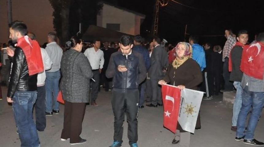 Karslılar Sabaha Silah Sesleriyle Uyandı