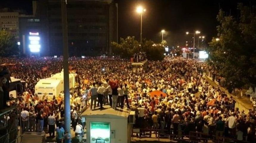 Samsun 2 Bakanla Meydanda Sabahladı