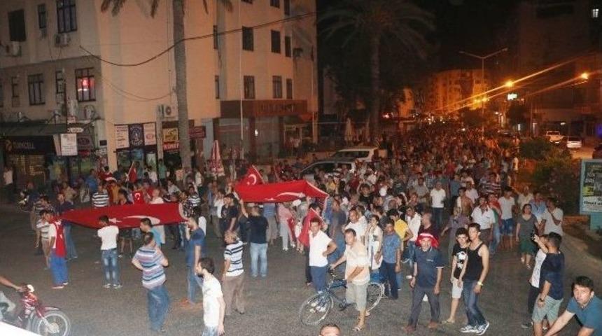 Silifke Darbe Girişimine Karşı Sokağa D&ouml;k&uuml;ld&uuml;